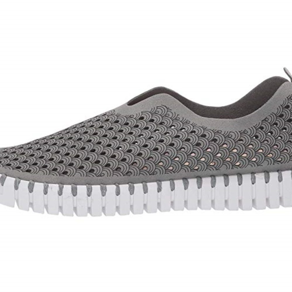 slip-on - Picture 2 of 2